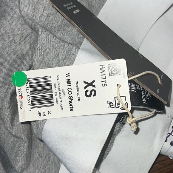 Adidas NWT WOMENS must haves 3 striped Biker shorts tights gray - Picture 7 of 7